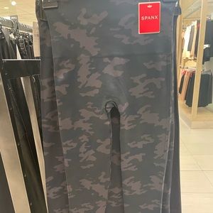 Spanx high waisted black and gray leggings